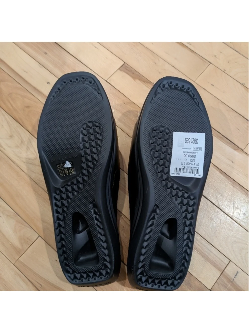 NWT 1017 ALYX 9SM | Mono chunky slides In Black